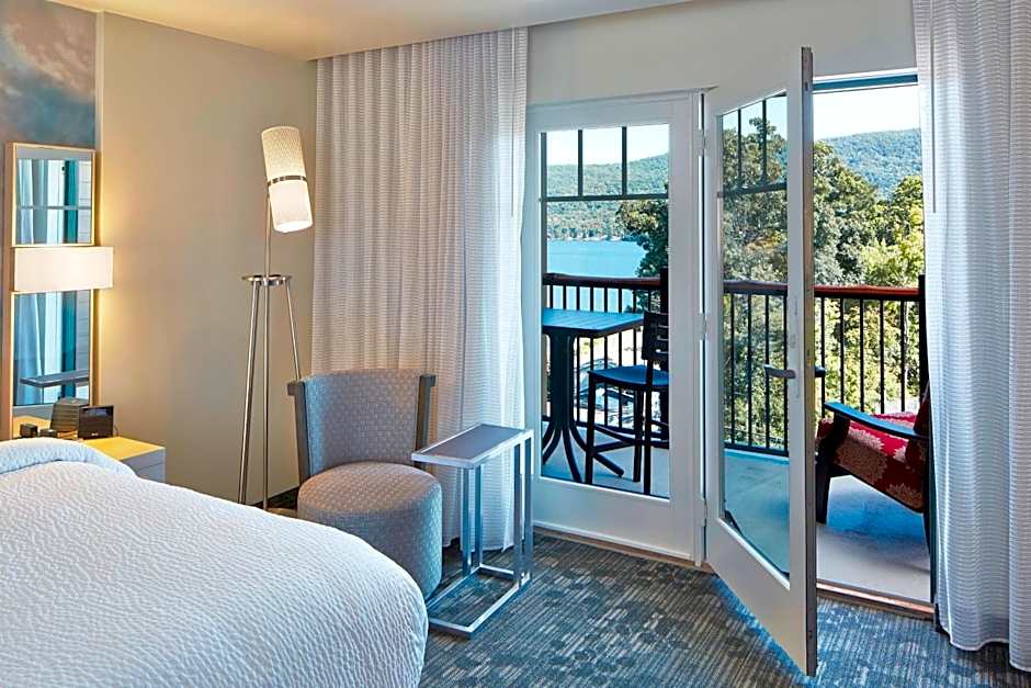 Courtyard by Marriott Lake George