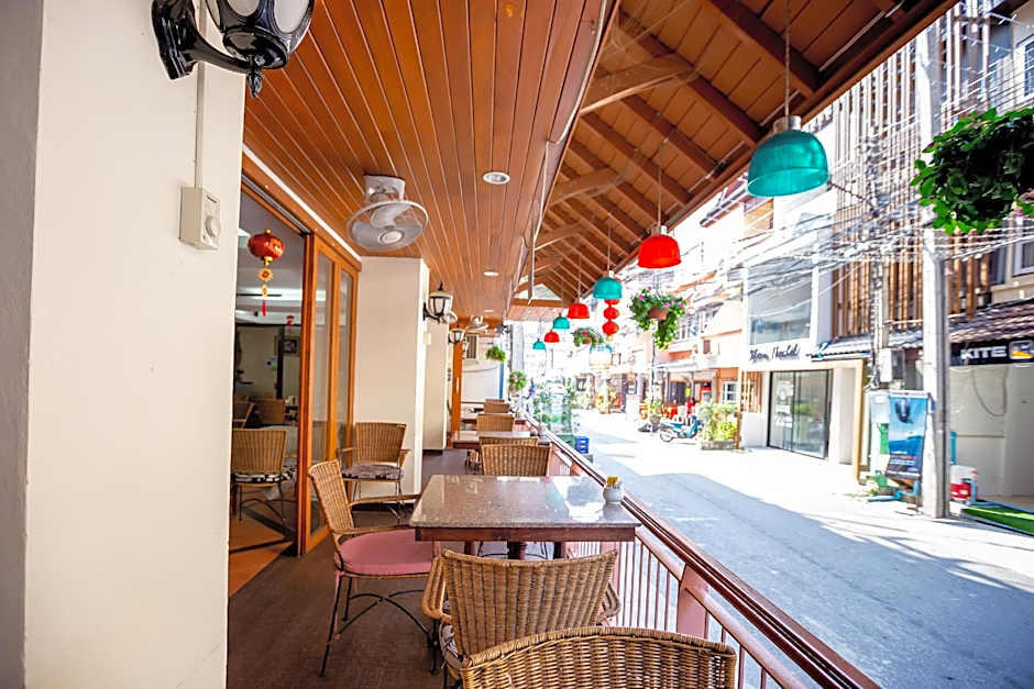 Thipurai Beach Hotel