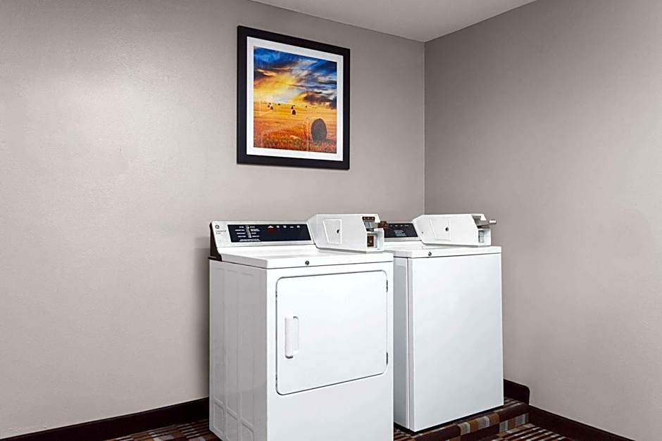 Microtel Inn & Suites by Wyndham Janesville