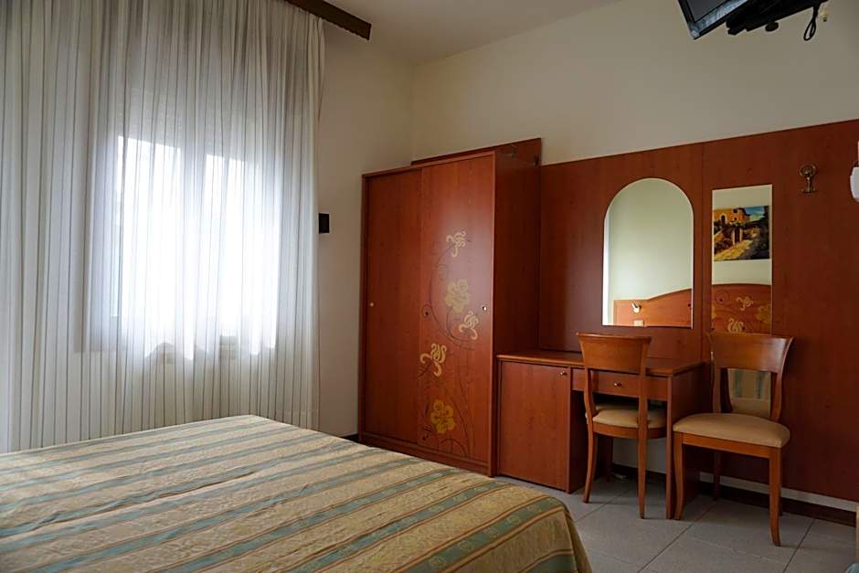 Hotel Ideal Sottomarina