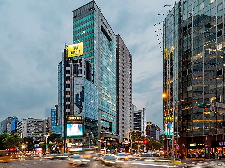CHECK inn Taipei Xinyi