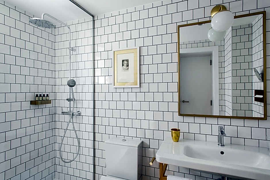 Hotel Midmost by Majestic Hotel Group