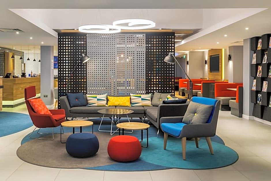 Holiday Inn Express London - Watford Junction By IHG