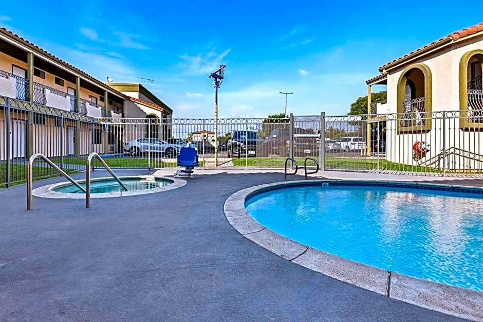 Rodeway Inn Santa Ana - Garden Grove