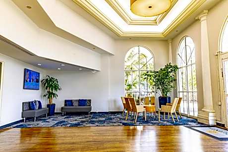 La Quinta Inn & Suites by Wyndham Sarasota