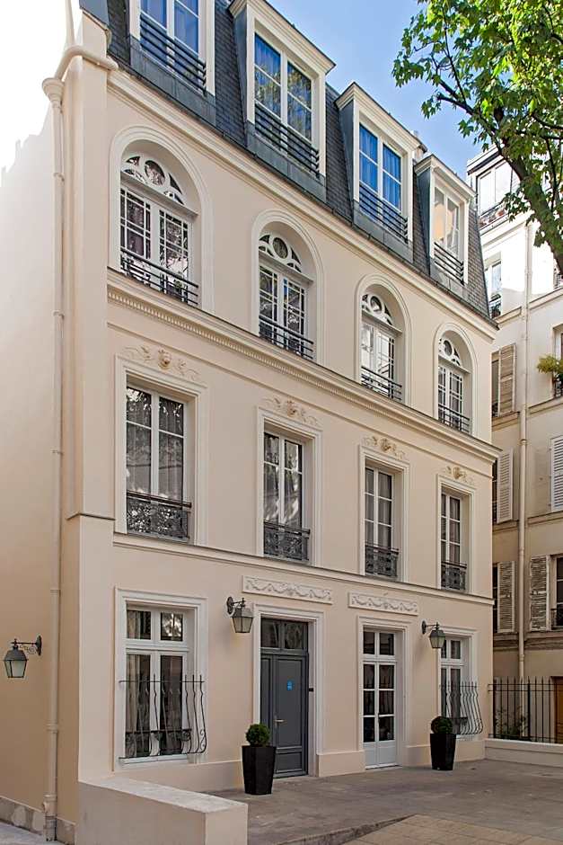 Timhotel Opera Blanche Fontaine