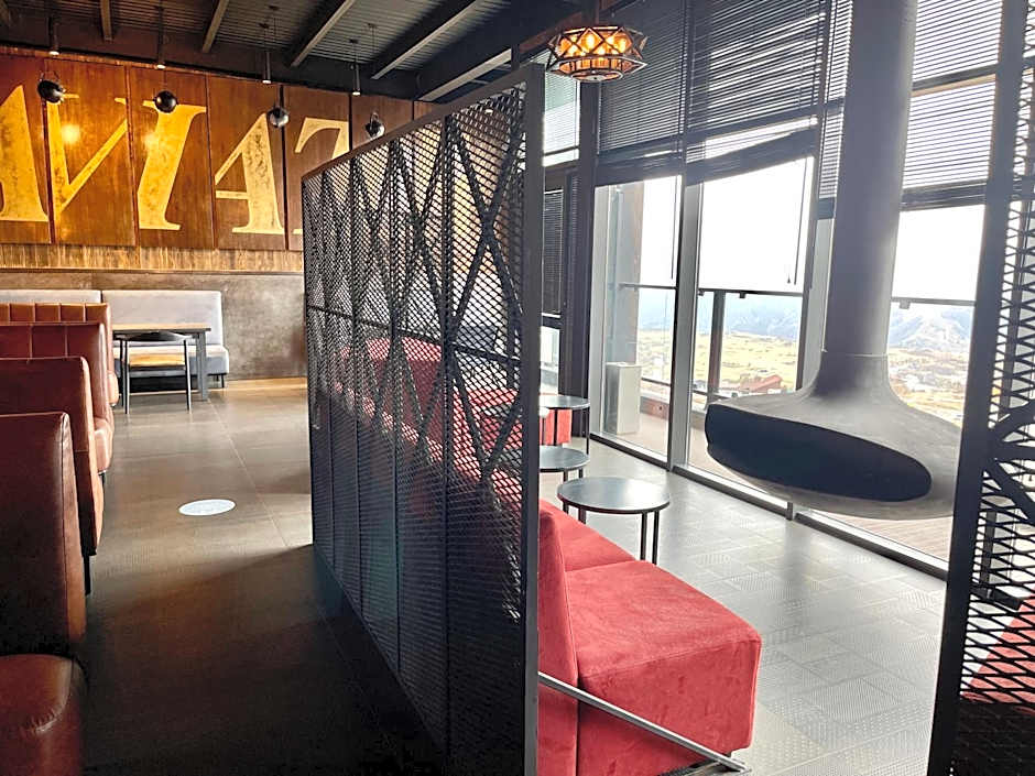 Gudauri Loft Hotel