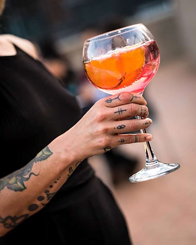 täCH Madrid Airport