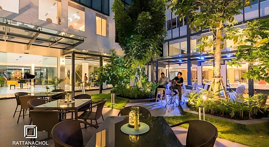 Rattanachol Hotel