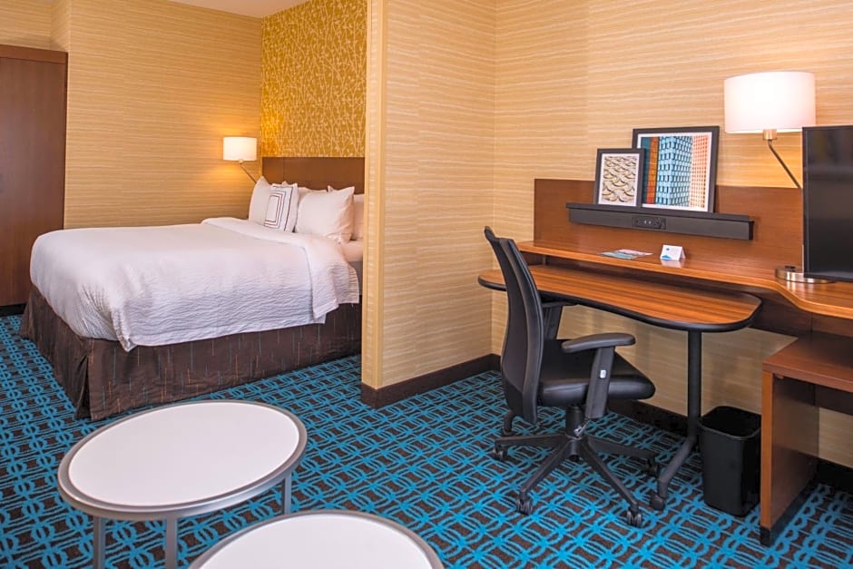 Fairfield Inn & Suites by Marriott St. Louis Westport