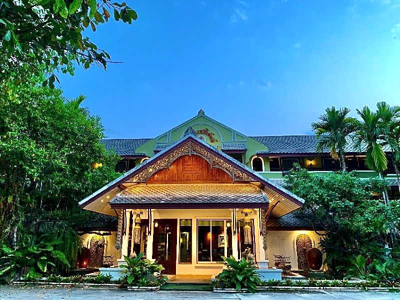 Rommai Green Park Boutique Hotel Resort