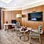 Aura Business Hotel