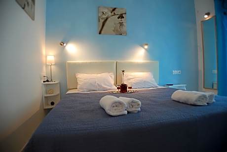 1-Bedroom Mountain View Apartment