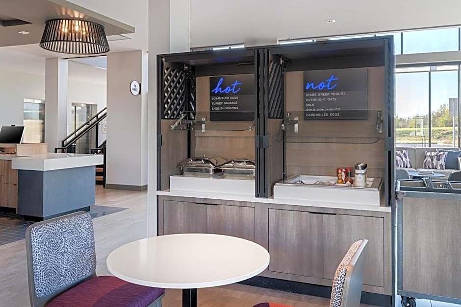 Atwell Suites Kansas City Airport By IHG