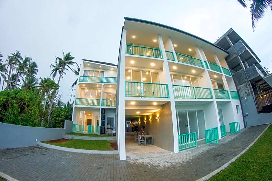 Somerset Mirissa Beach