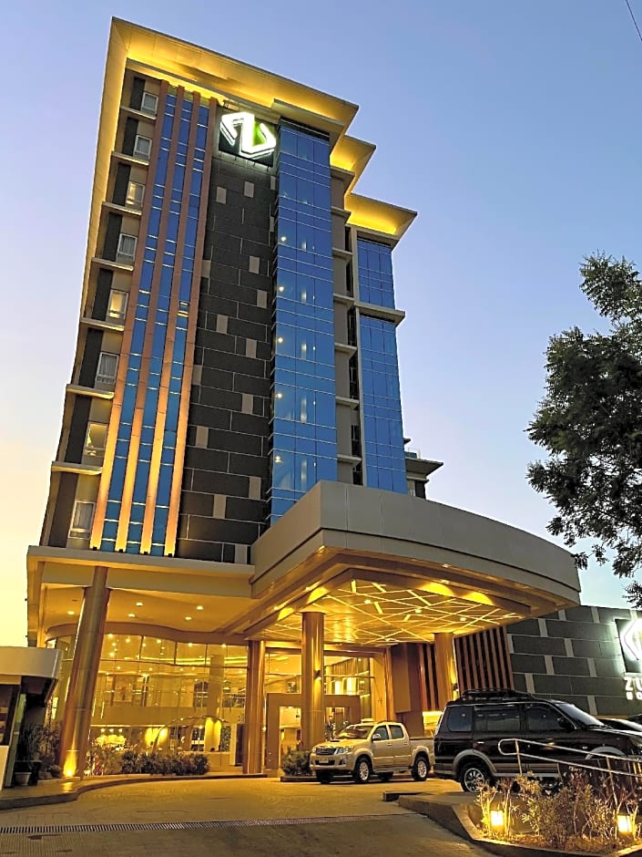 Zuri Hotel