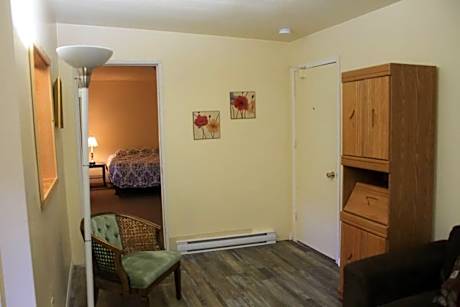 One Bedroom Garden View Suite