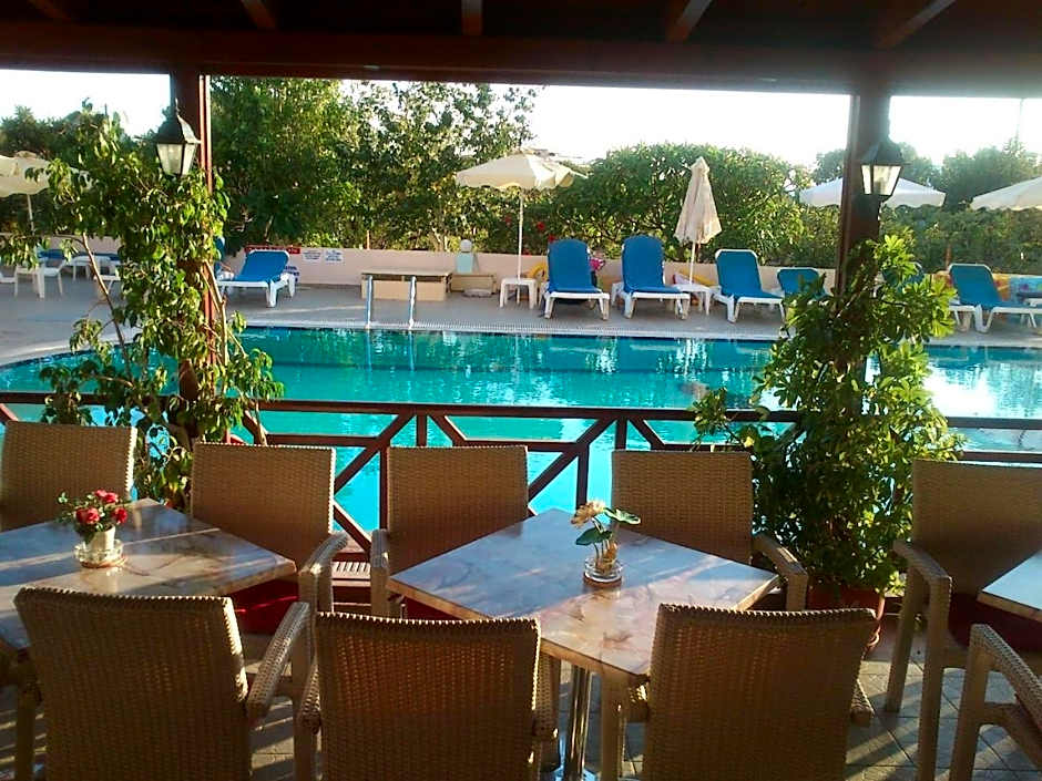 Summer Memories Aparthotel