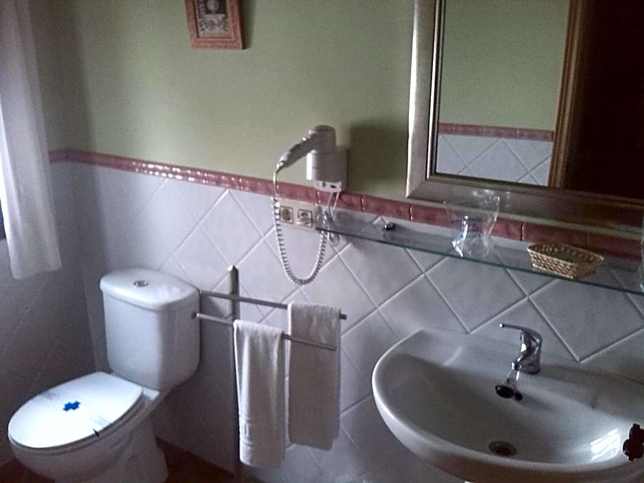 Hotel Rural Real de Laroles Nevada bike and treeking