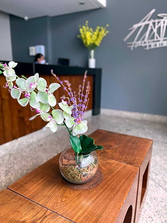 Flat Praia do Canto 2Q-2B Long Stay TRIÂNGULO DAS BERMUDAS