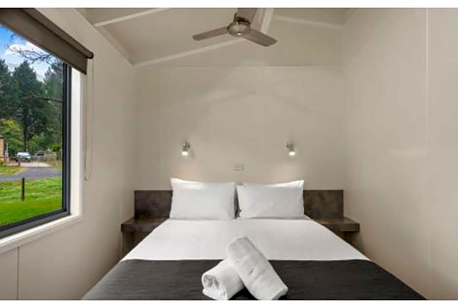 Discovery Parks - Bright