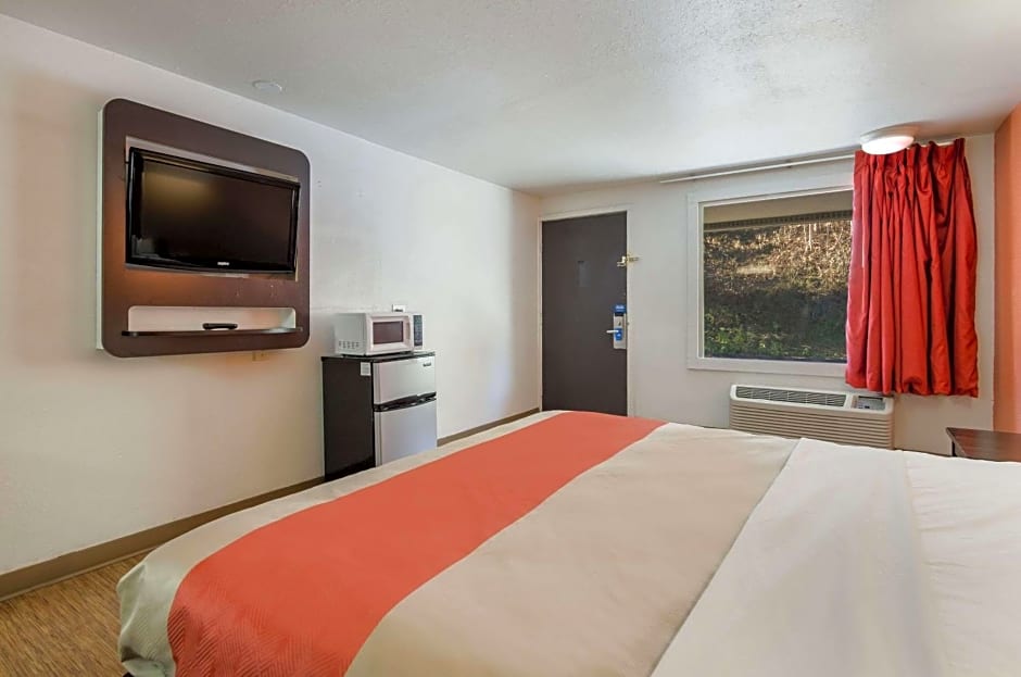 Rodeway Inn