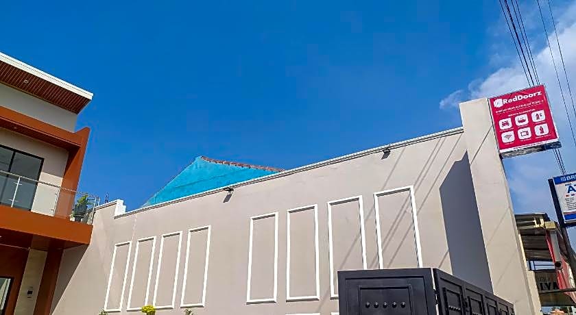 RedDoorz Syariah near Alun Alun Tegal 2