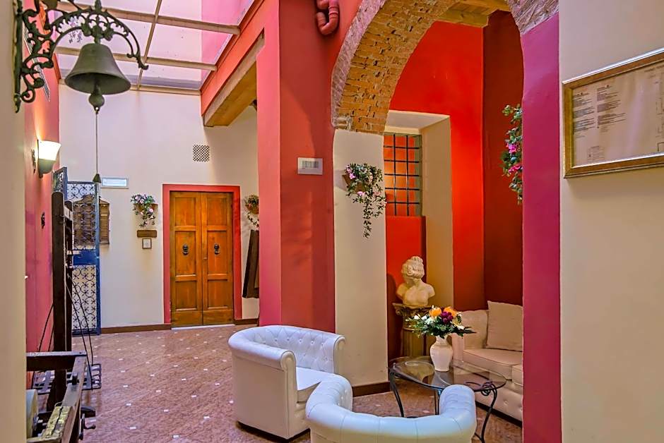 Porta Faenza Hotel