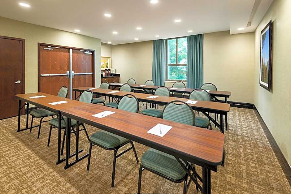 Hampton Inn & Suites National Harbor/Alexandria Area