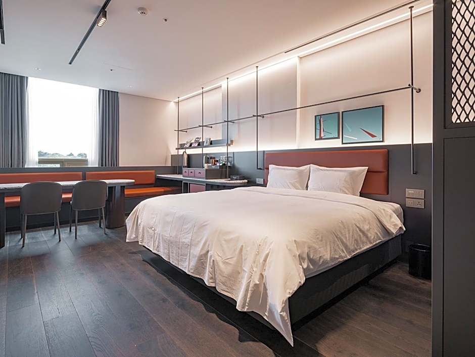 L7 CHUNGJANG by LOTTE HOTELS, formerly Ramada Plaza by Wyndham Chungjang