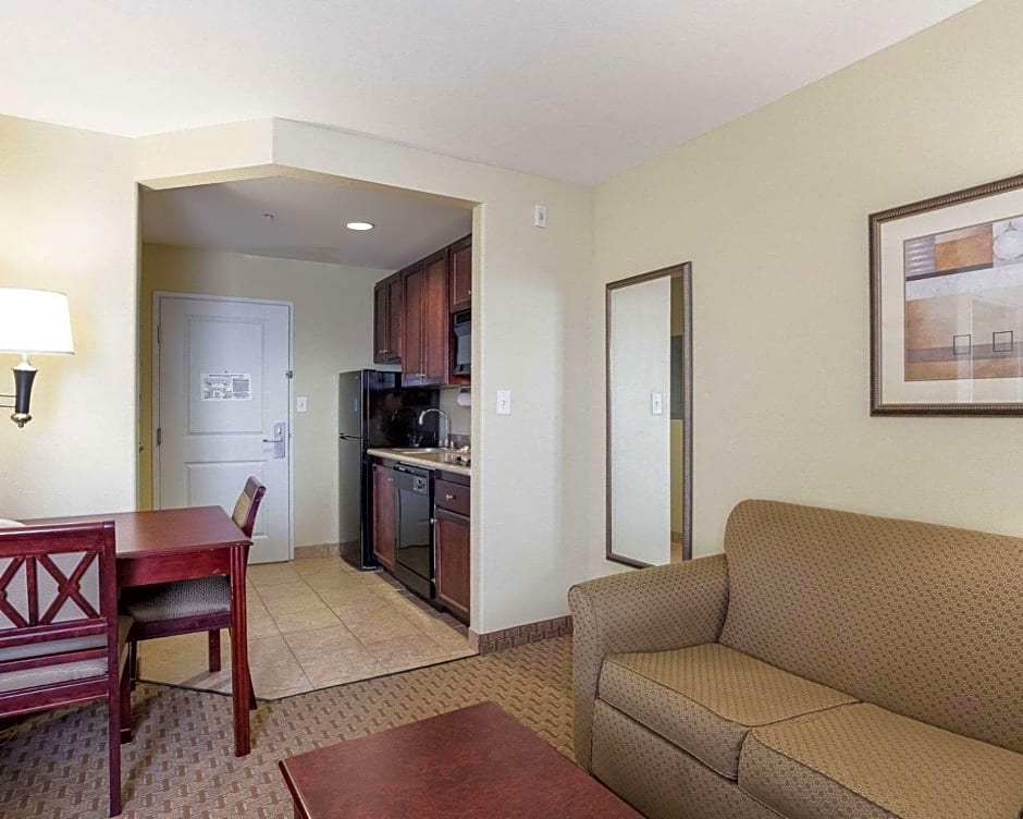Mainstay Suites Houma