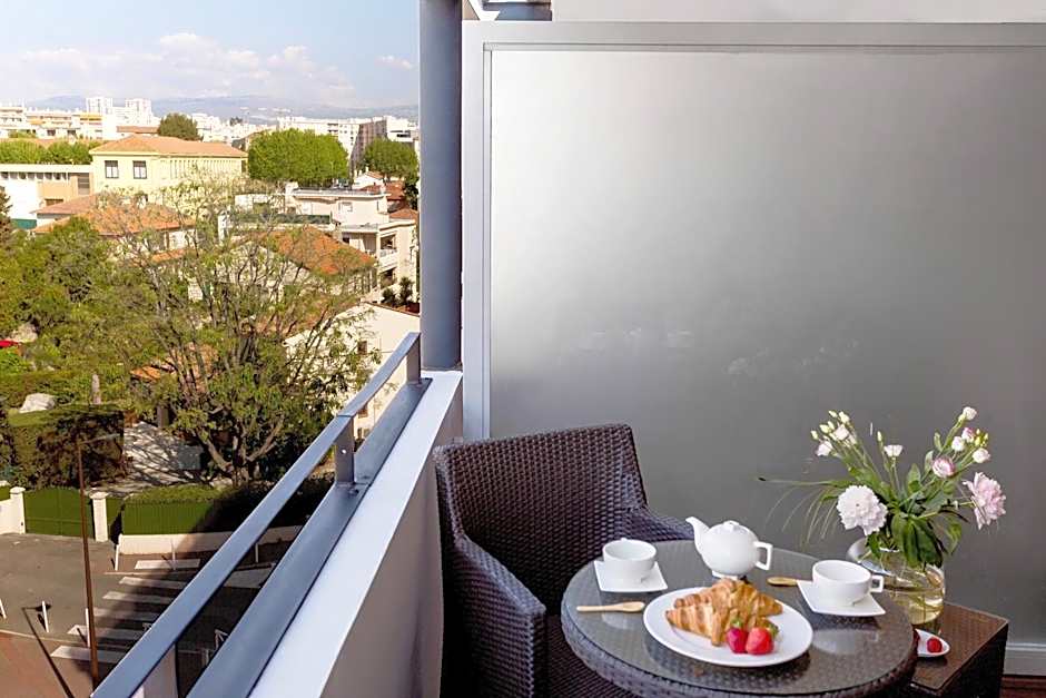 Royal Antibes - Luxury Hotel, Résidence, Beach & Spa