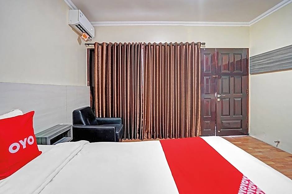 OYO 90801 Deanofaa Residence Syariah