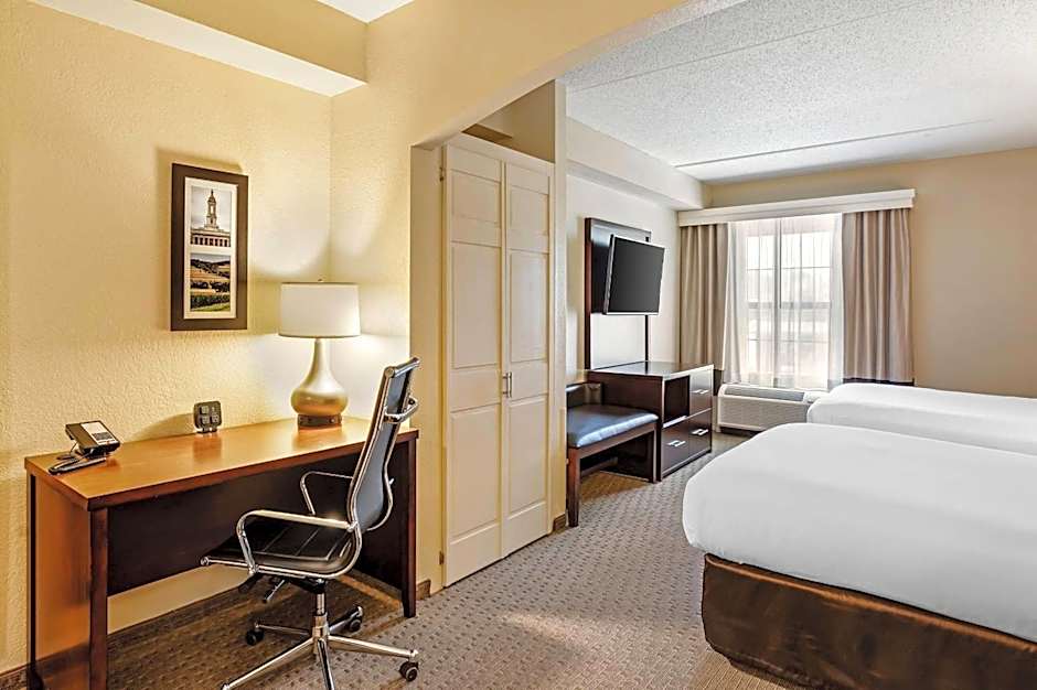 Comfort Suites State College near Penn State