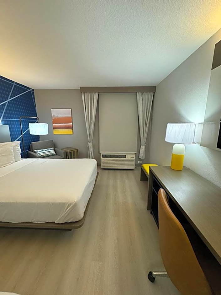 Halsted Inn and Suites Harvey - Chicago Southland