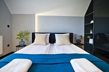 One-Bedroom Family Apartment