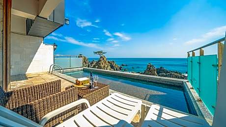 gyeongju blue21 poolvilla pension