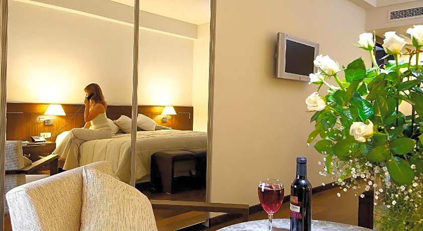 Ontur Izmir Otel