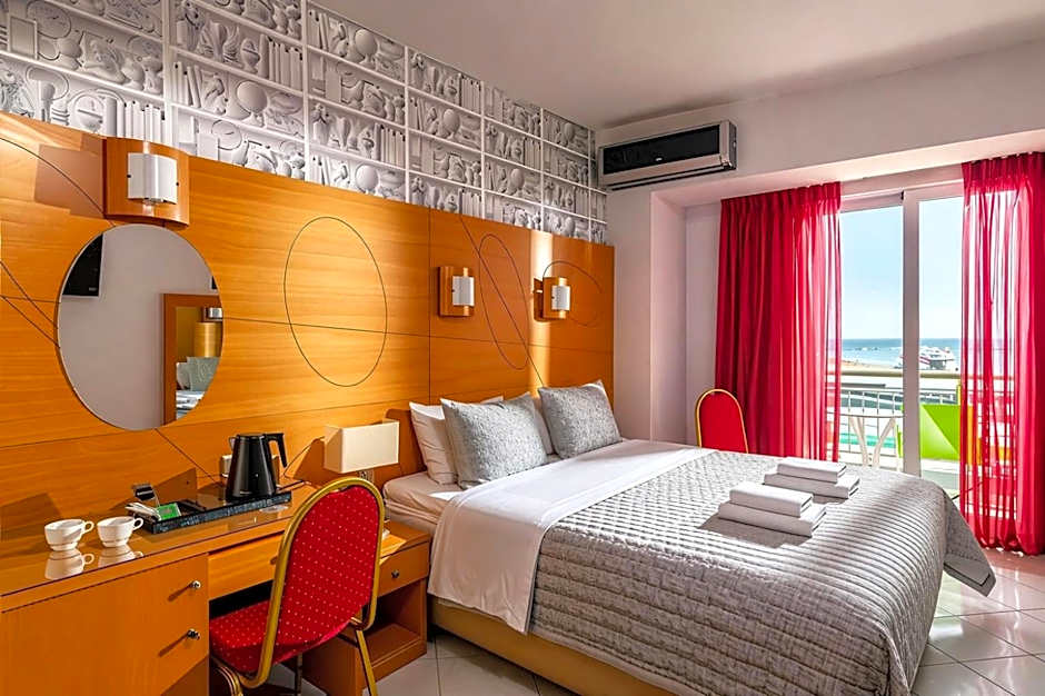 City Life Port Hotel