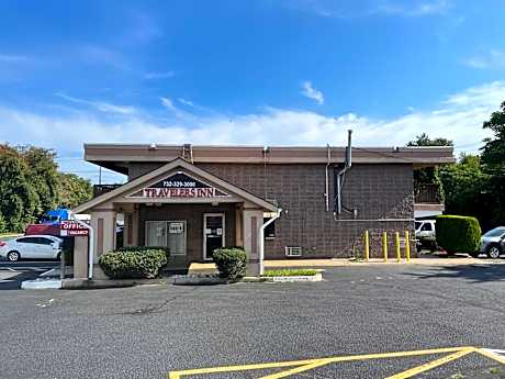 Travelers Inn