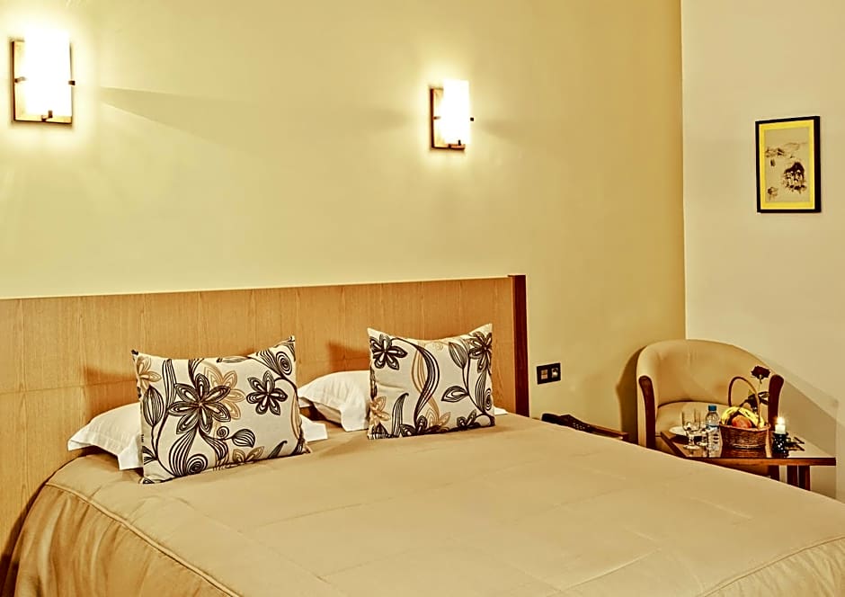 Across Hotels & Spa