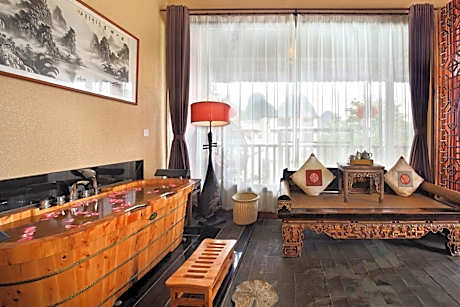 Superior King Bed Suite