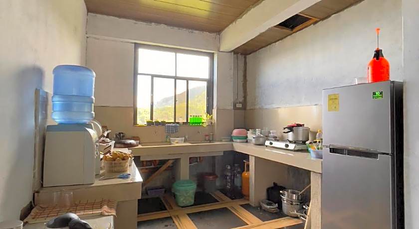 Andrew & Mary's Lodging House