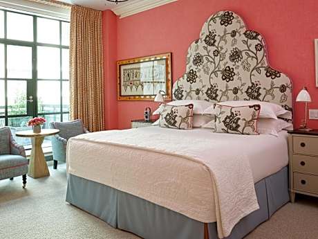 Corner Terrace Suite