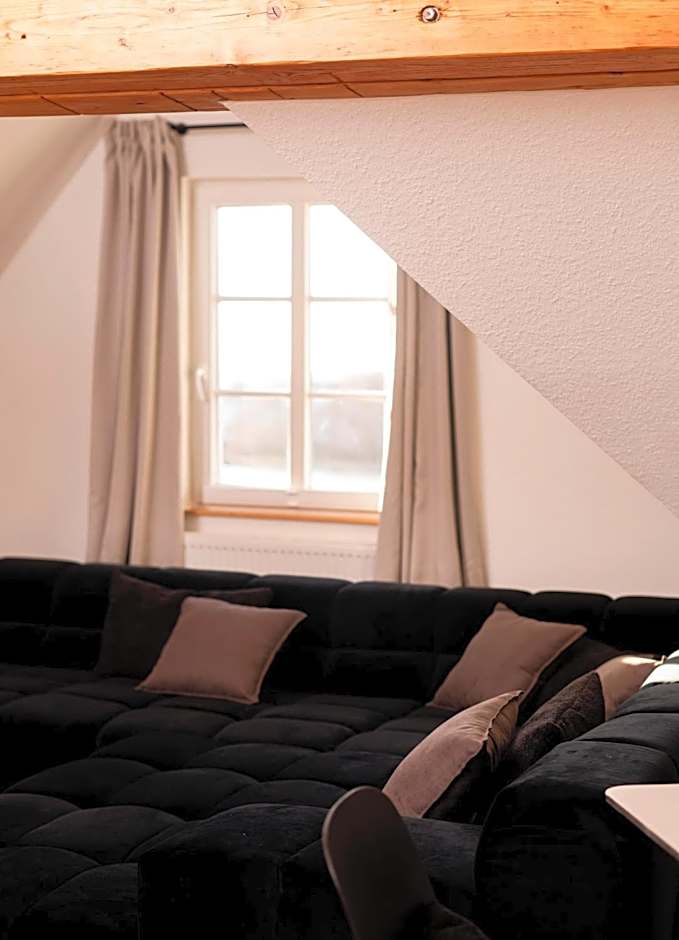 YokoLou - Design-Apartments