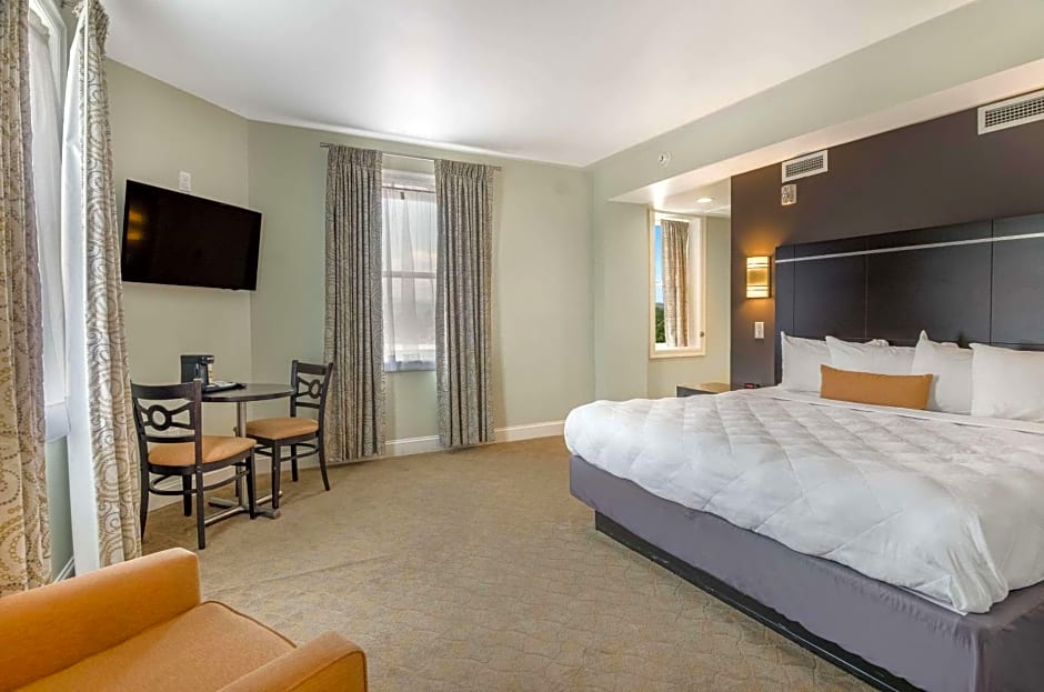 The Gin Hotel, Ascend Hotel Collection