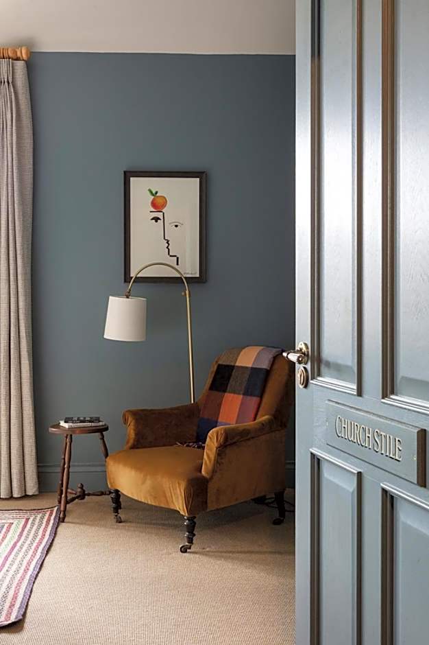 The Kirkstyle Inn & Sportsman Rest