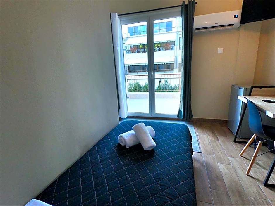 Achillion Hotel Piraeus