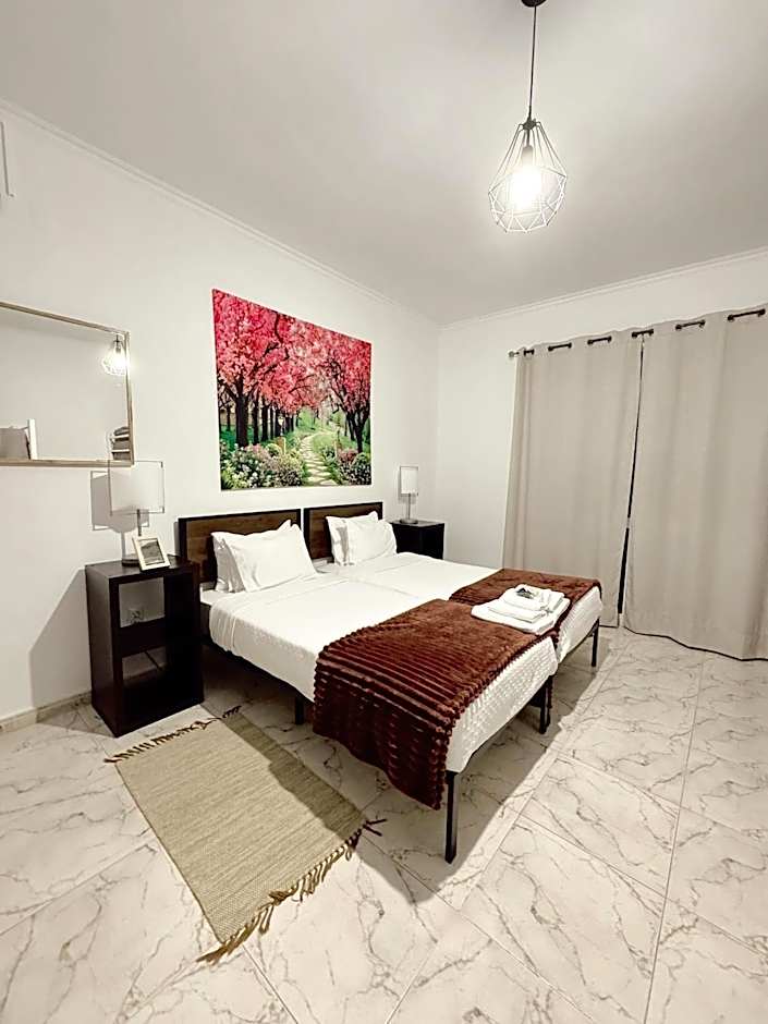 Gardens Guest House-Hostel
