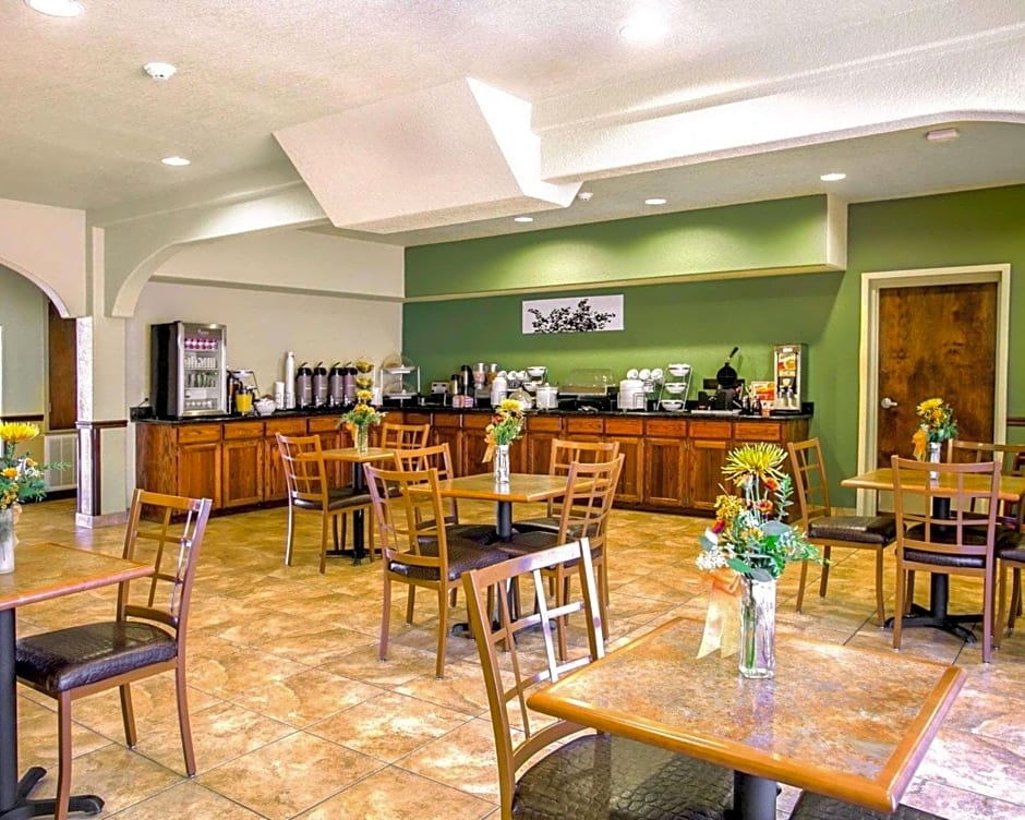 Sleep Inn & Suites near Palmetto State Park